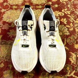 Nike Interact Run, size 12.